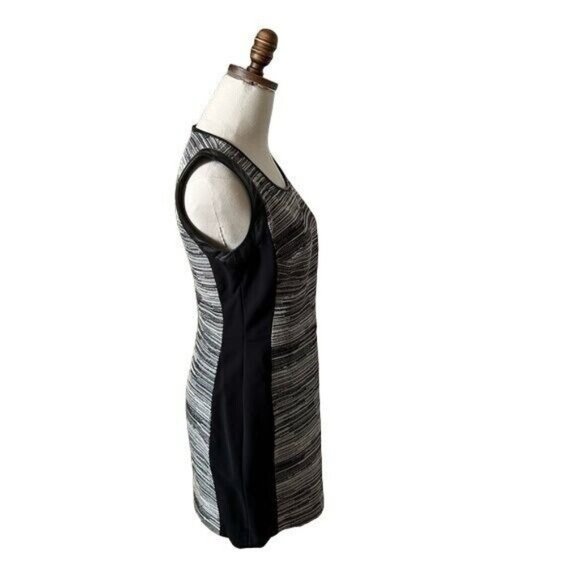 Kempner Tweed Mini Dress Size 2 Leather Trim Stretch Side sleeveless Black White - Picture 3 of 13